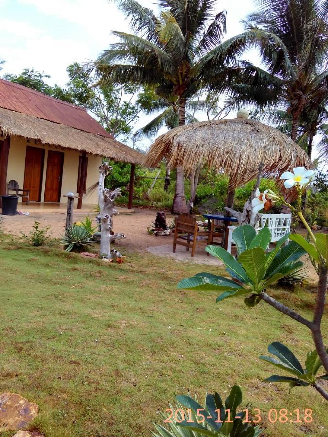 Asari Timo Cottage Каримунджава Екстериор снимка